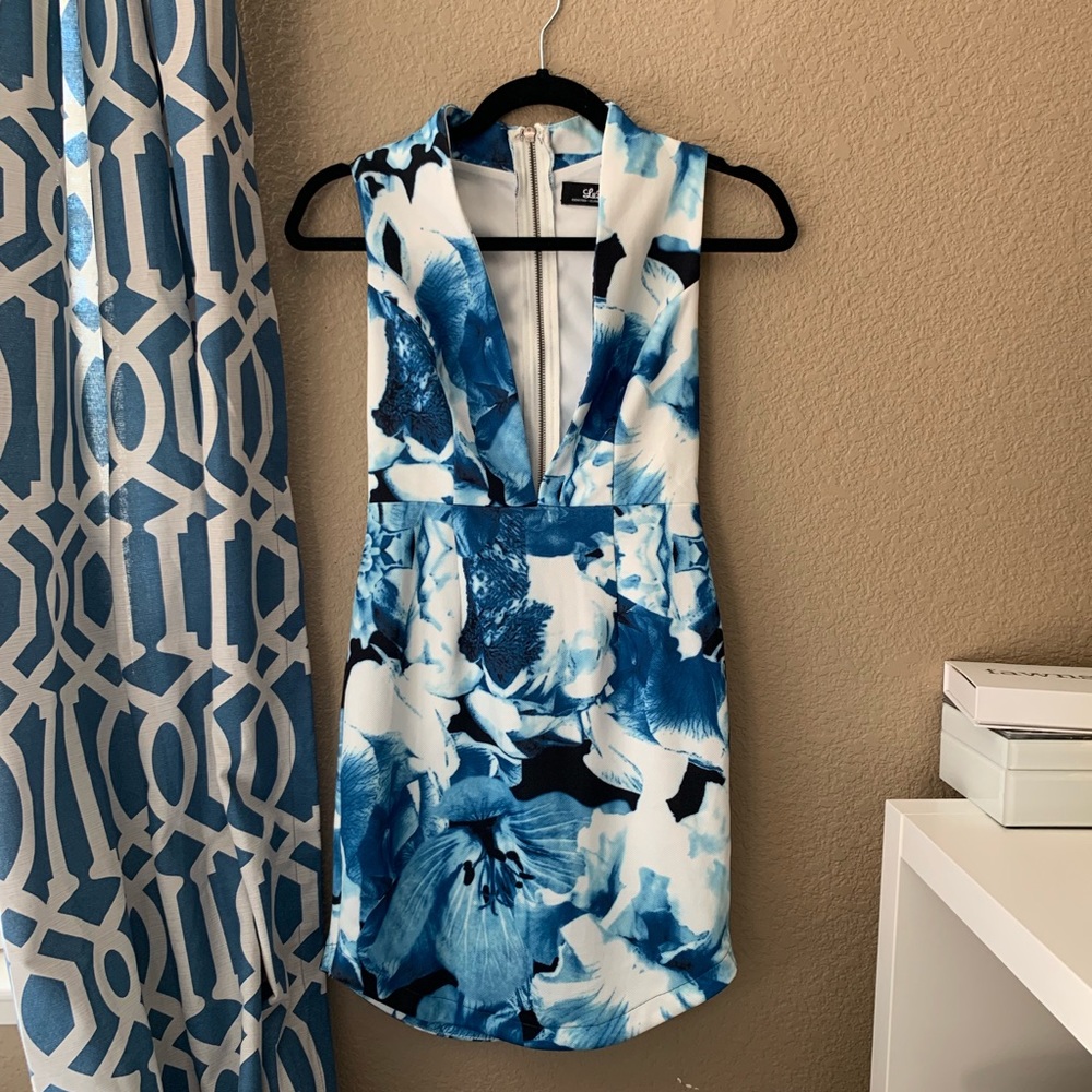Lulus women’s floral dress small